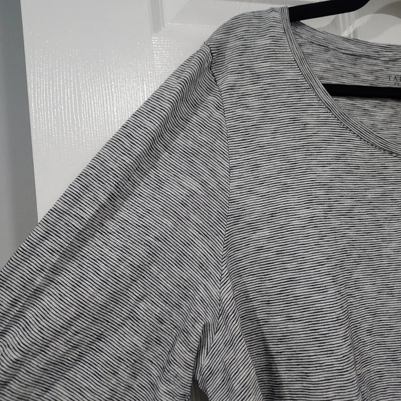 Talbots Woman Navy Blue & White Striped Scoop Neck Blouse in Size 2X - Picture 5 of 12